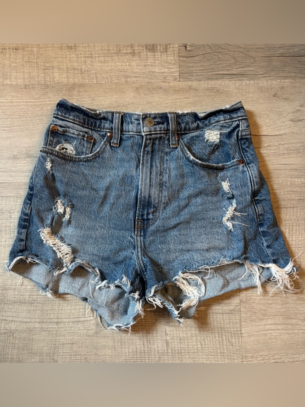 Abercrombie & Fitch Mom Shorts